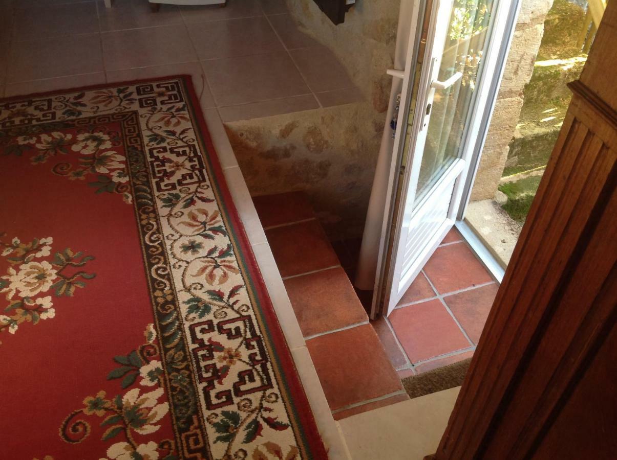 Le Prieure Bed & Breakfast Saint-Pey-de-Castets Exterior foto